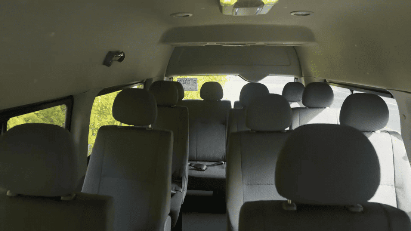 Higer EV H5C cabin with 13+1 individual seats