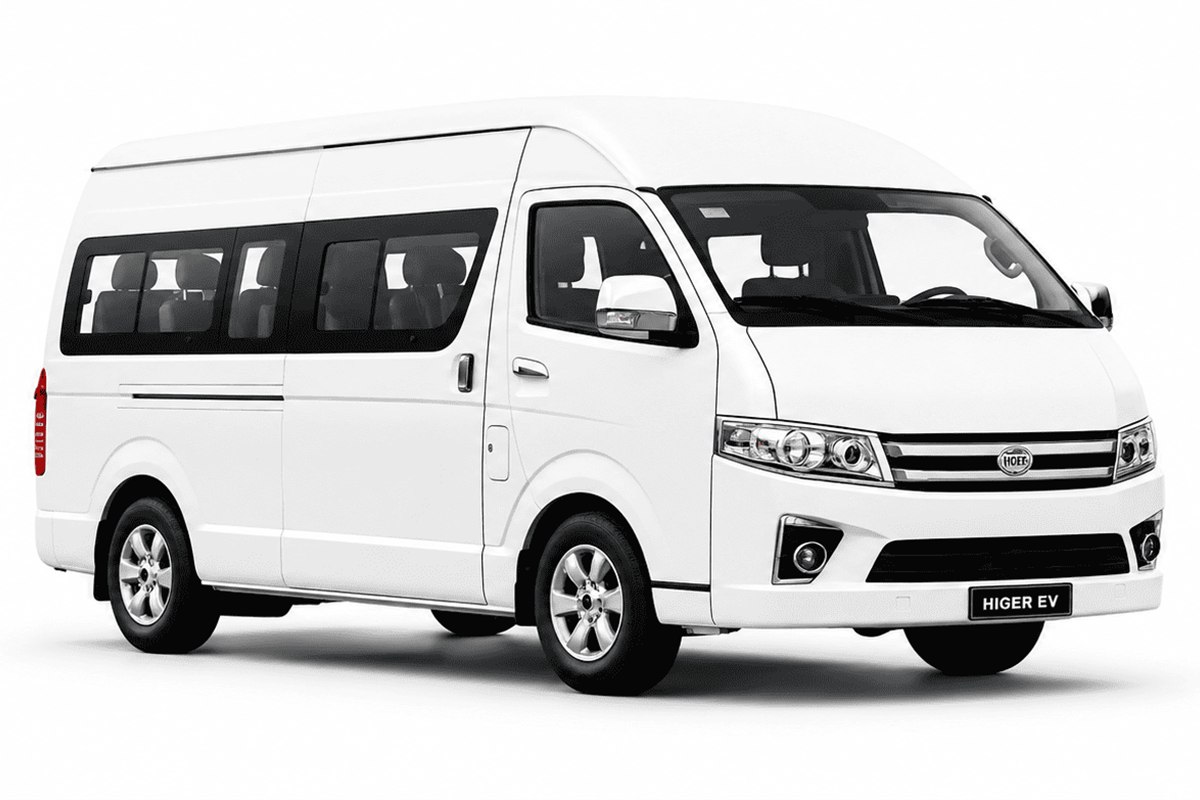 Higer EV H5C front three-quarter view