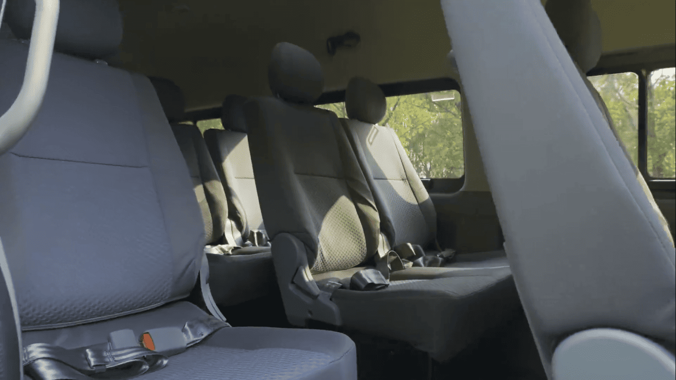 Higer EV H5C individual seats with headrests and belts
